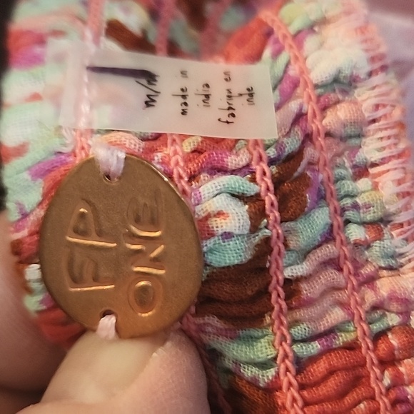 Tank top - Picture 3 of 3